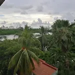 Habitacion Con Vista Maravillosa Al Mar , Ciudad Antigua A 100 Metros Y Laguna Del Cabrero.